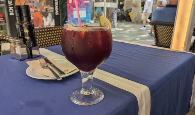 バルセロナのサングリアワイン